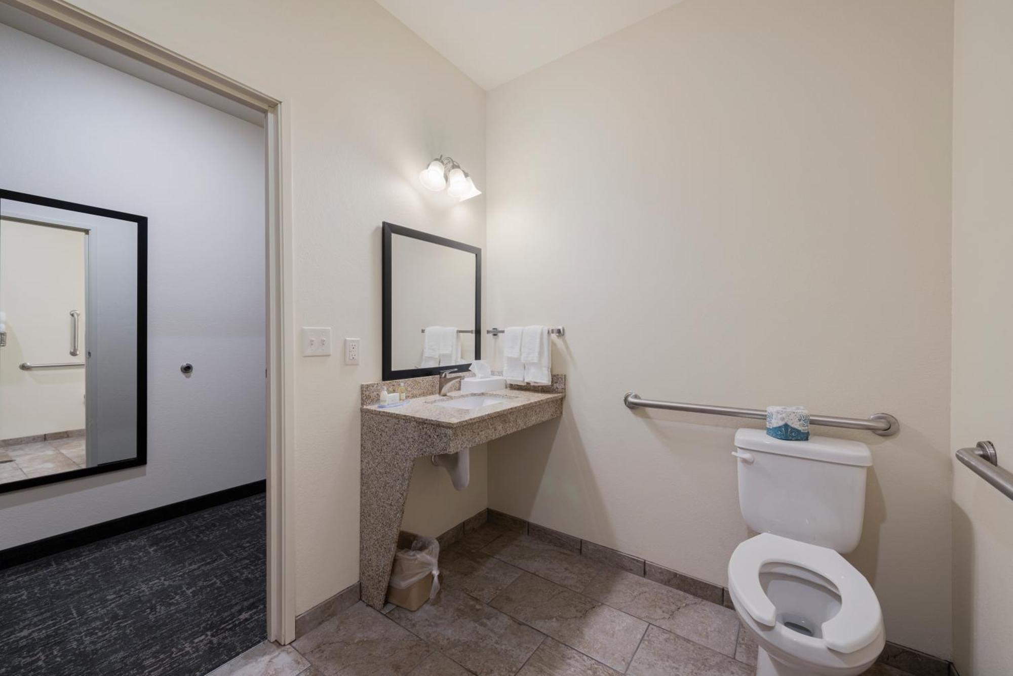 Cobblestone Hotel & Suites - Bellefontaine Luaran gambar